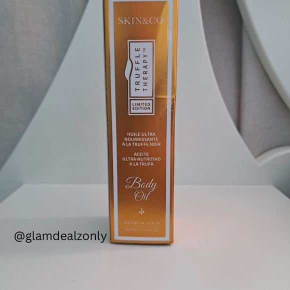 ✨NEW Skin&Co Italian Truffle Body Oil✨ - Picture 3 of 3